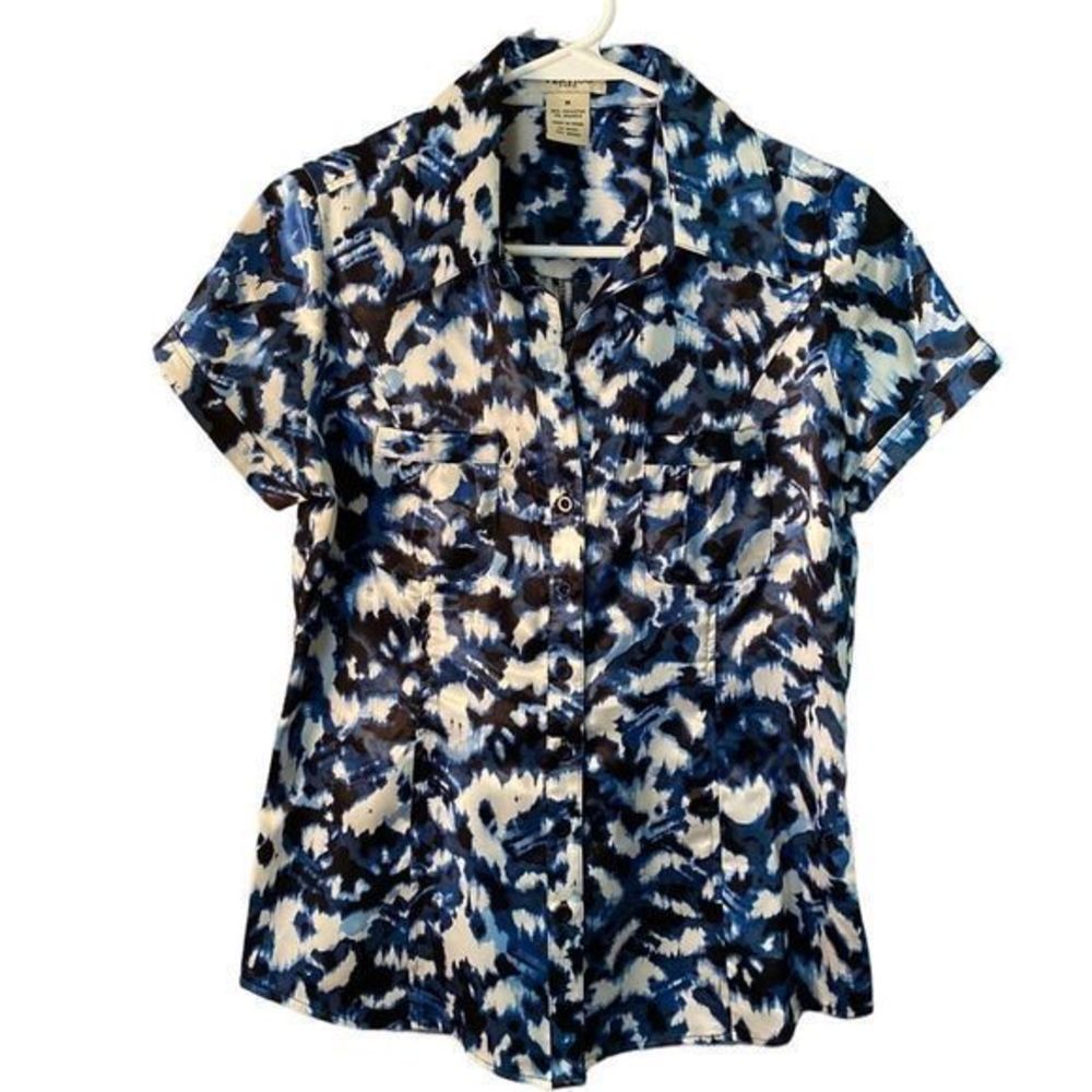 Vertigo Paris button down silky blouse‎ - Picture 7 of 7